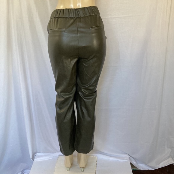 A NEW DAY Faux Leather Pants Green Color Size XL Straight Leg Elastic Waist NWOT - Picture 7 of 9